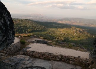 Mound and hillfort of Outeiro Lesenho