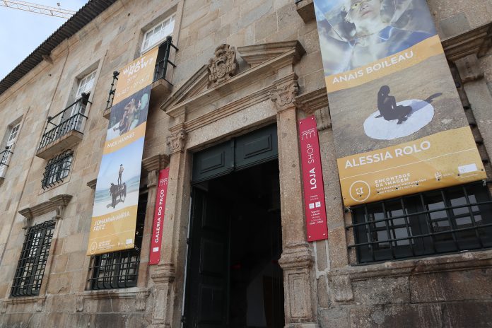 mel-de-barroso-na-nova-loja-oficial-da-universidade-do-minho